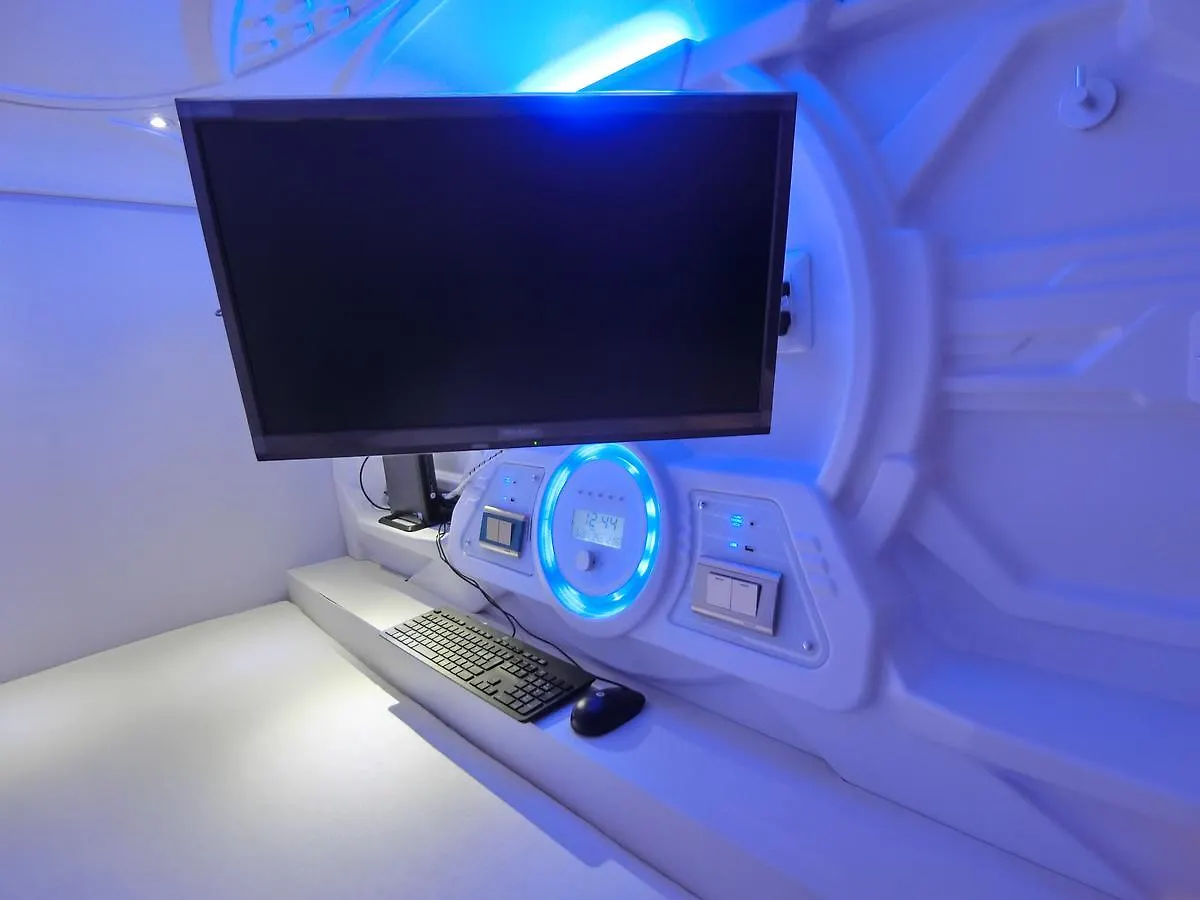 Capsule Hotel Manyudo 京都市